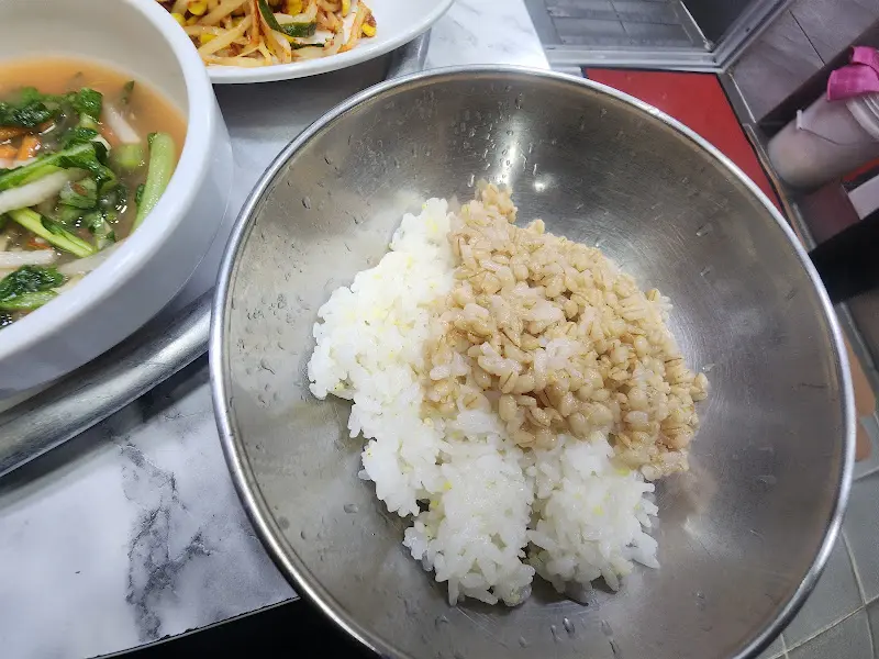 보리밥과 쌀밥의 조화