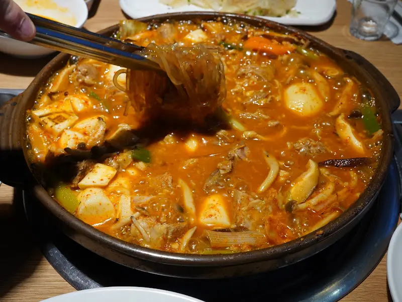 자박갈비 속 당면