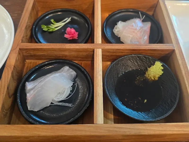 다채로운 구성의 메인 요리