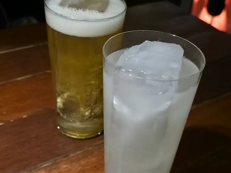 시원한 생맥주와 하이볼