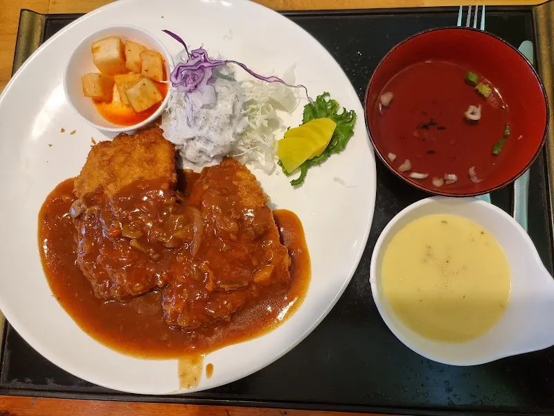 또 다른 돈가스 정식