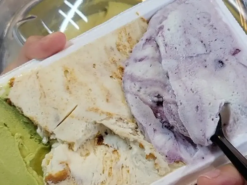 다양한 맛이 담긴 젤라또 포장