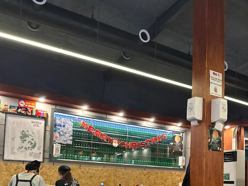 가게 내부 인테리어