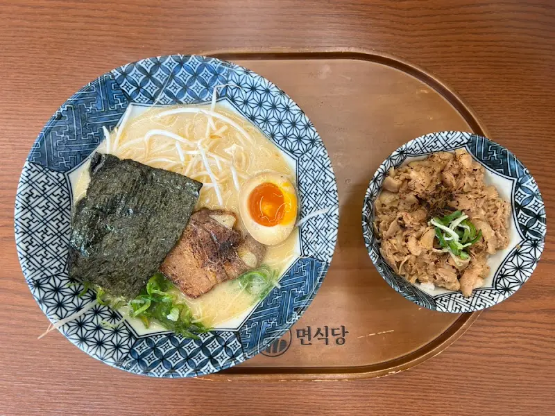 돈코츠라멘과 불맛 미니 부타동