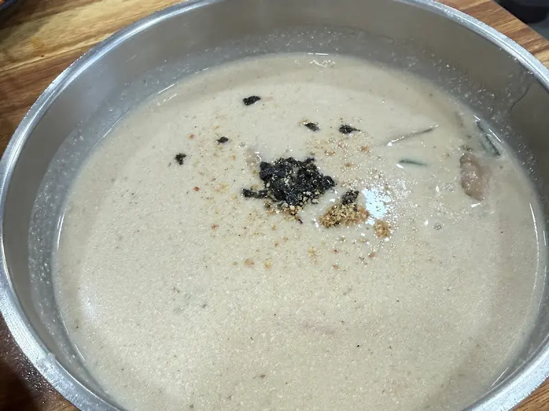 고소한 냄새가 솔솔 풍기는 임자탕