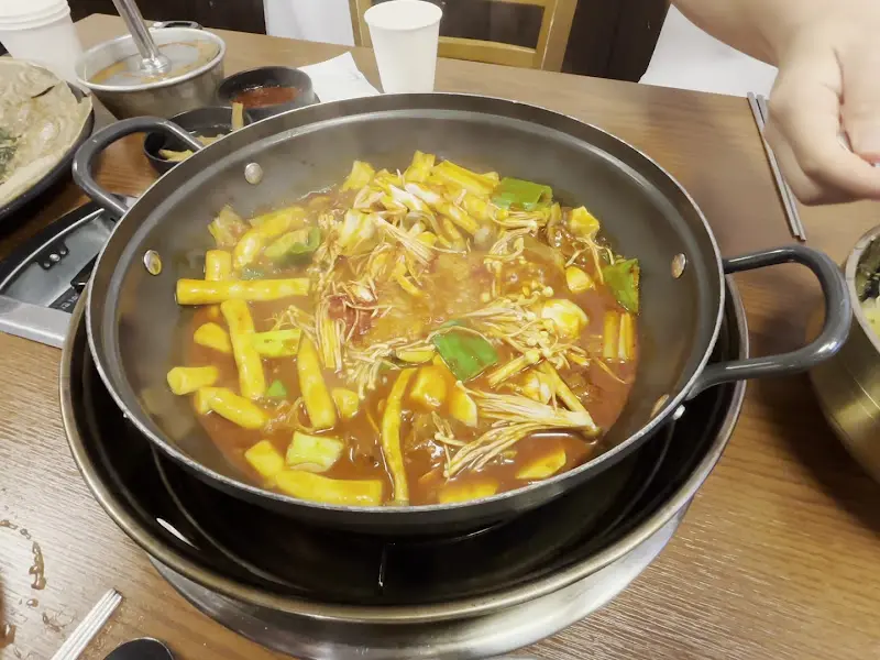 보글보글 끓는 등갈비찜