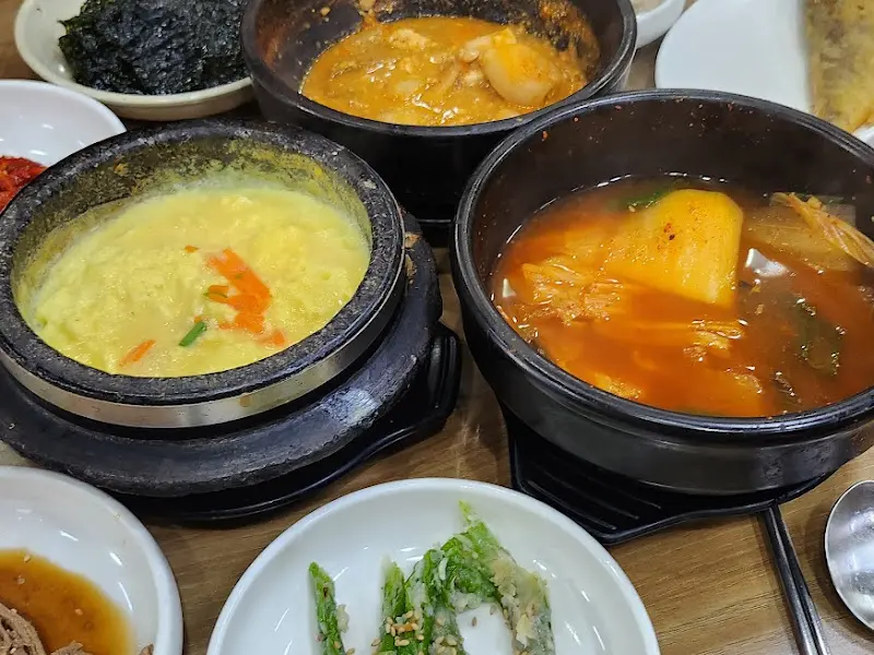 전주 한국식당 찌개 3종