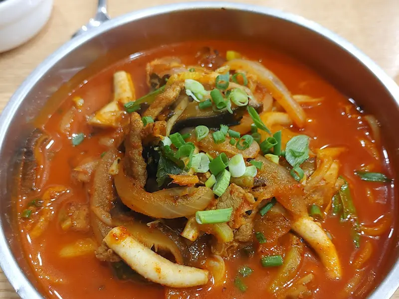 짬뽕 속 오징어