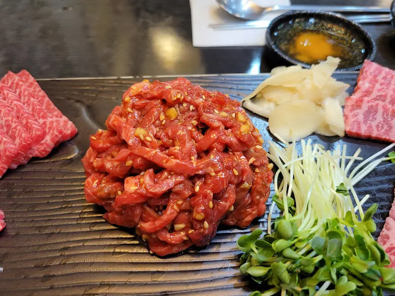 육회 디테일 컷