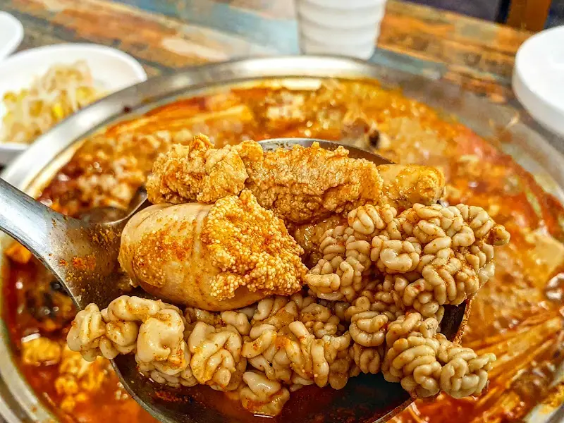 푸짐한 동태내장전골