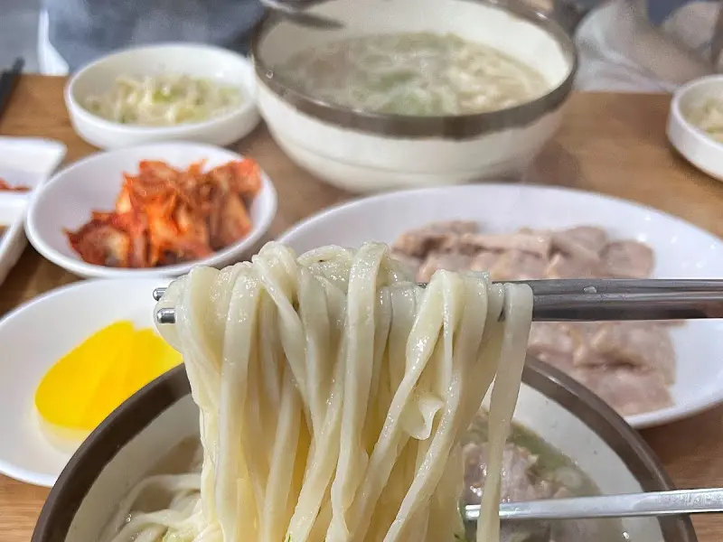 탱글탱글한 면발