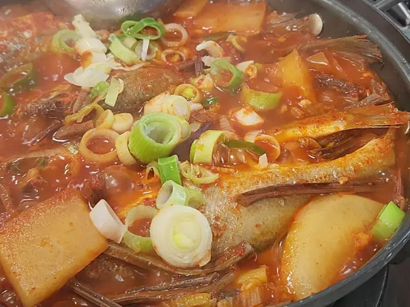 우럭지리탕 근접샷