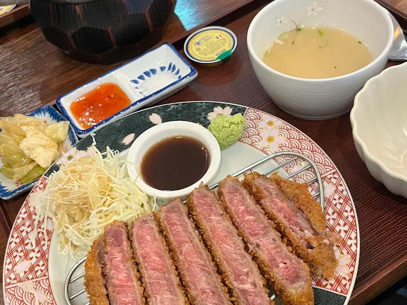 규카츠 한 상 차림