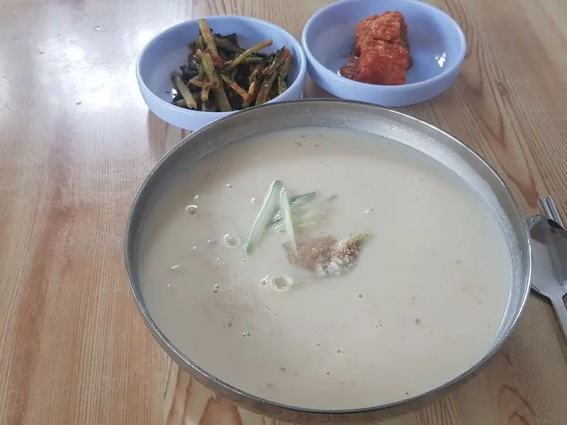 한내촌 콩국수와 밑반찬