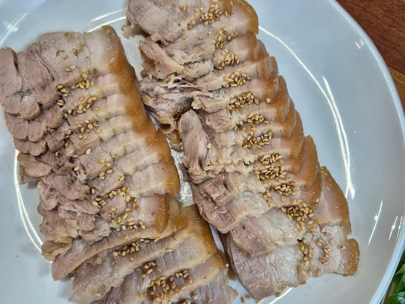 윤기 좔좔 수육