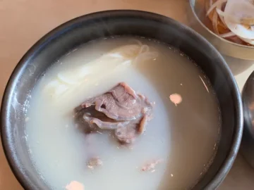 고향의 맛, 40년 전통 설가옥에서 느끼는 따뜻한 추억 한 그릇: 서울 설렁탕 맛집 기행