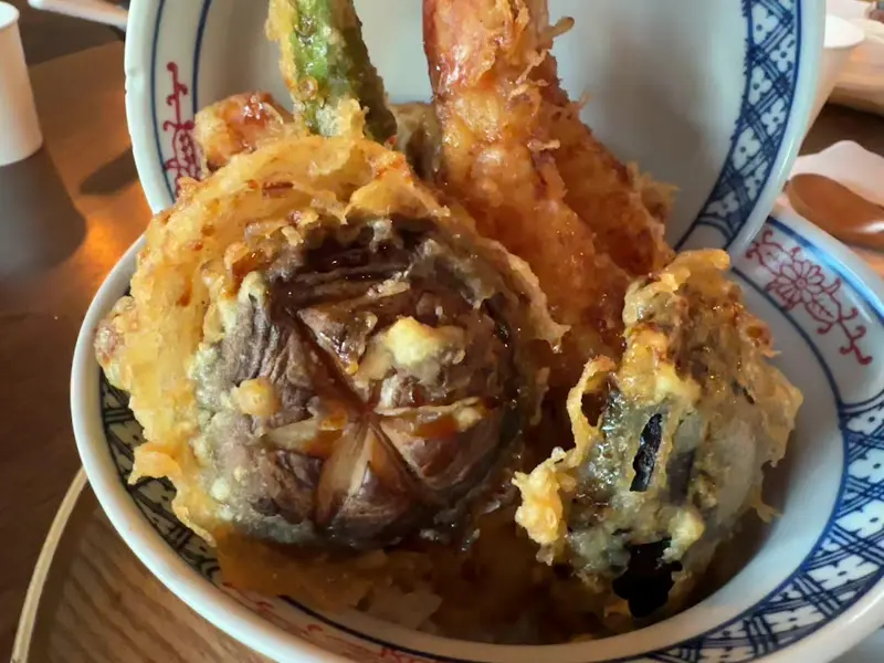 다채로운 튀김의 향연