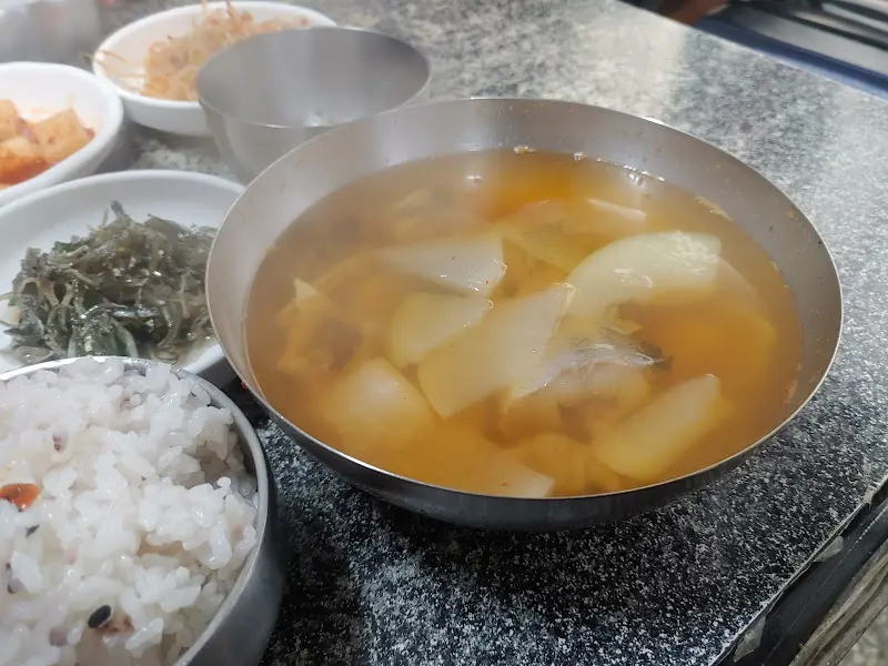 푸짐한 동태찌개 정식
