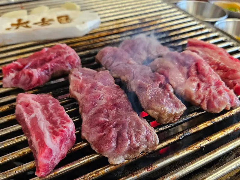 맛있게 구워지는 소갈비