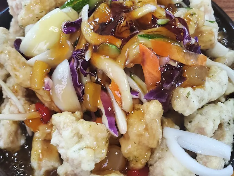 석쇠판에 담겨 나온 탕수육