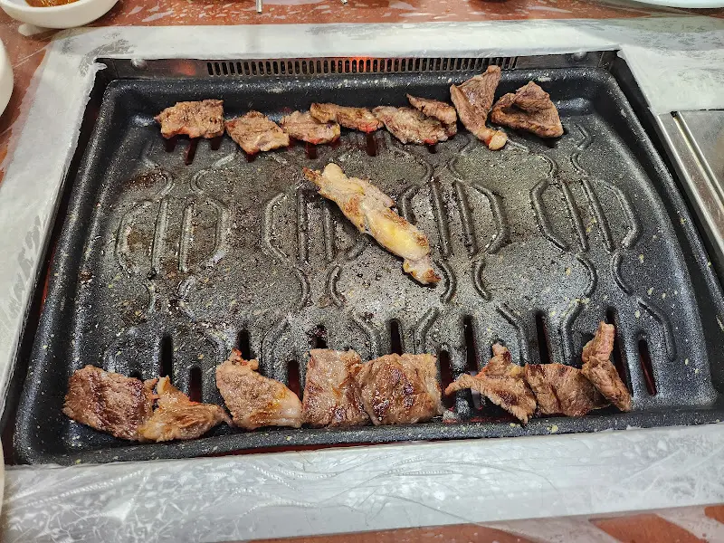 잘 구워진 고기