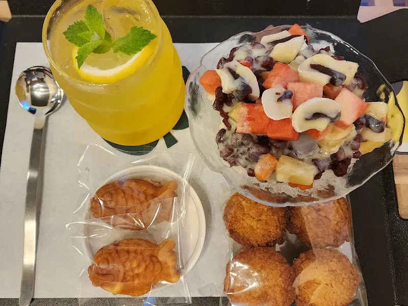 유자당의 유자 스무디와 베이커리