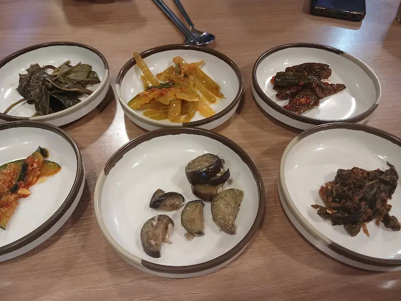 두부마을 밑반찬 클로즈업