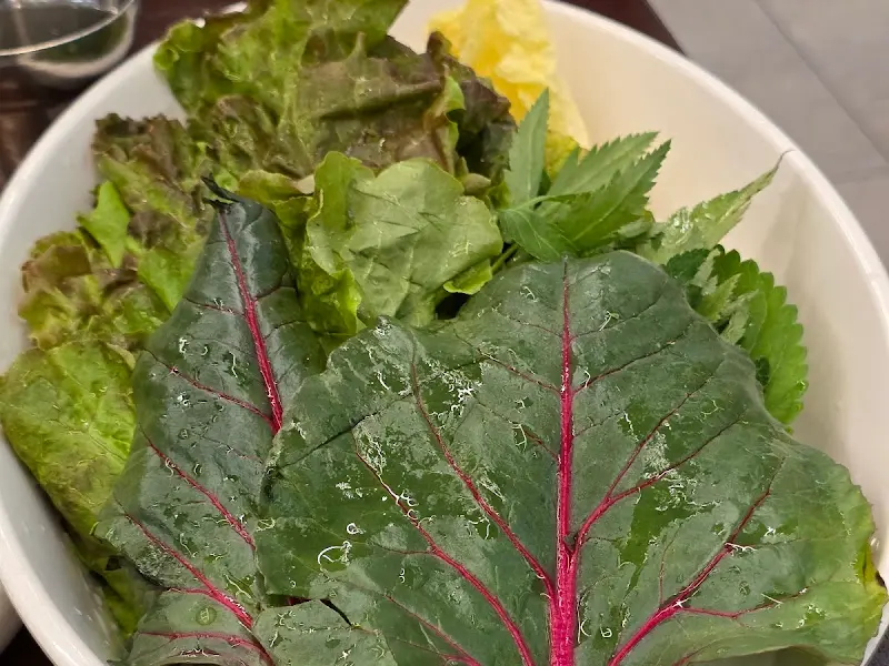 신선한 쌈 채소