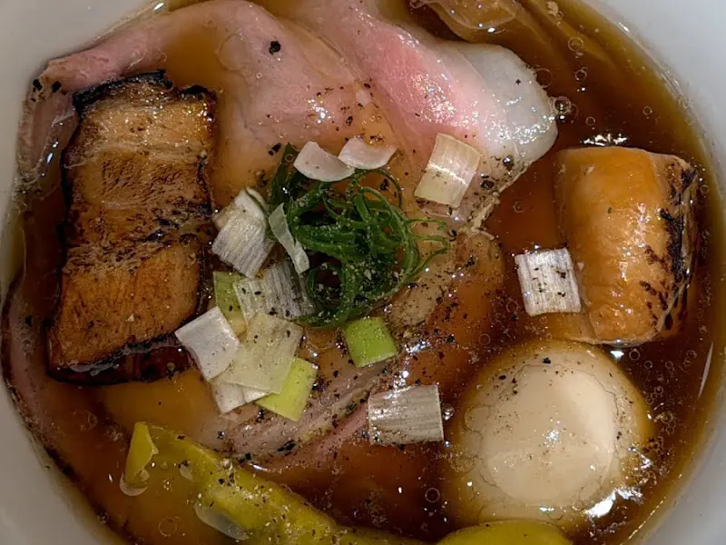  Классический 쇼유라멘의 아름다운 자태