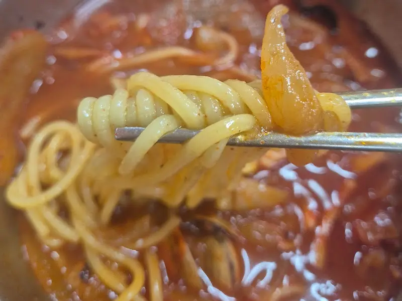 탱글탱글한 짬뽕 면발