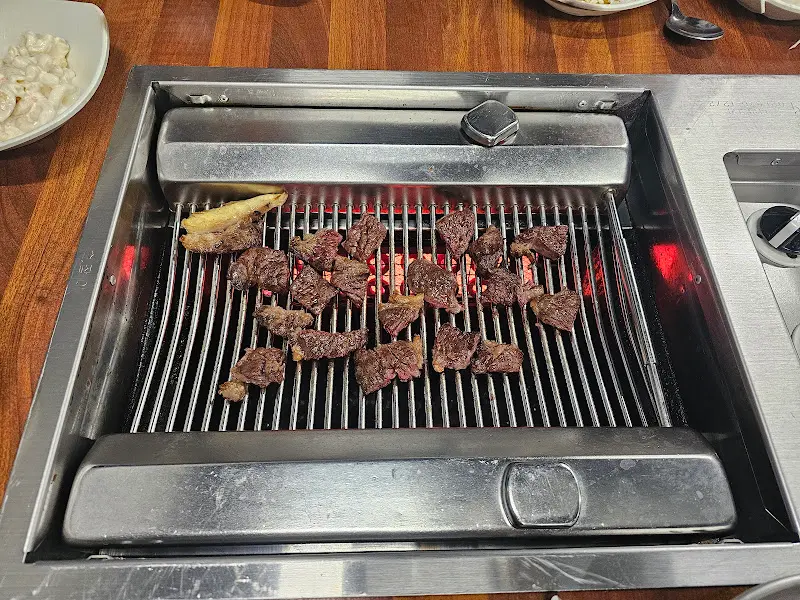 숯불 위 한우 불고기