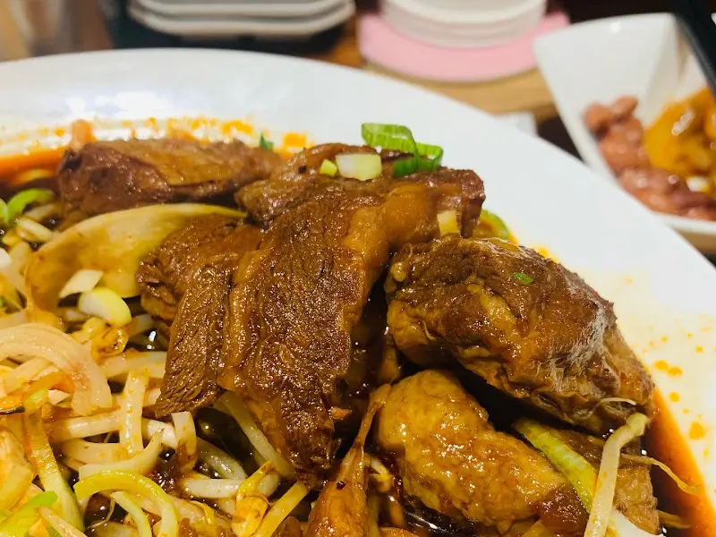 고기가 듬뿍 들어간 우육탕면