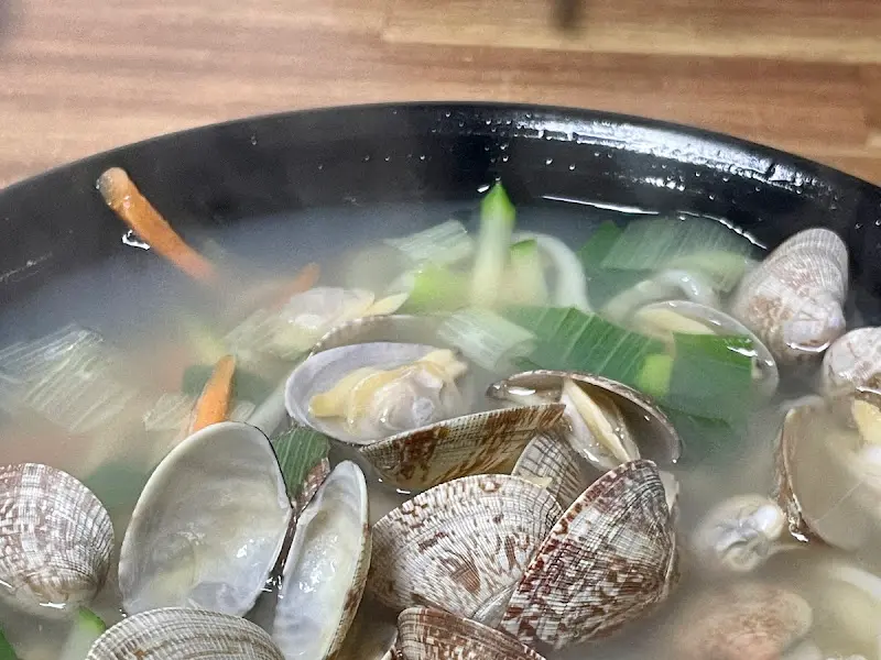 바지락 칼국수 근접샷