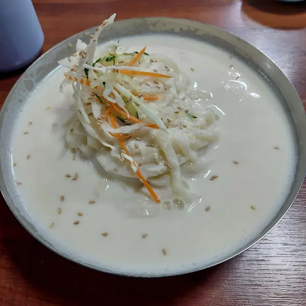 콩국수 근접샷