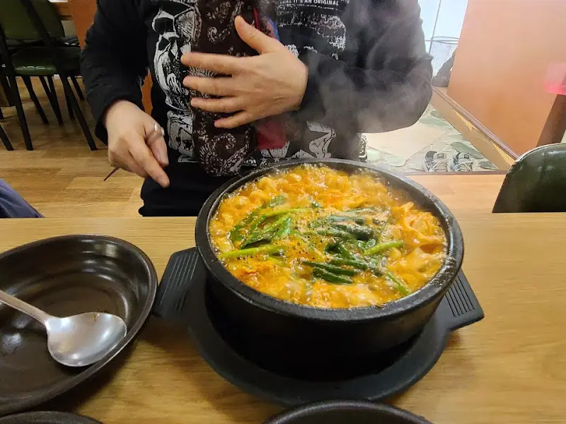 어탕수제비 테이블 샷