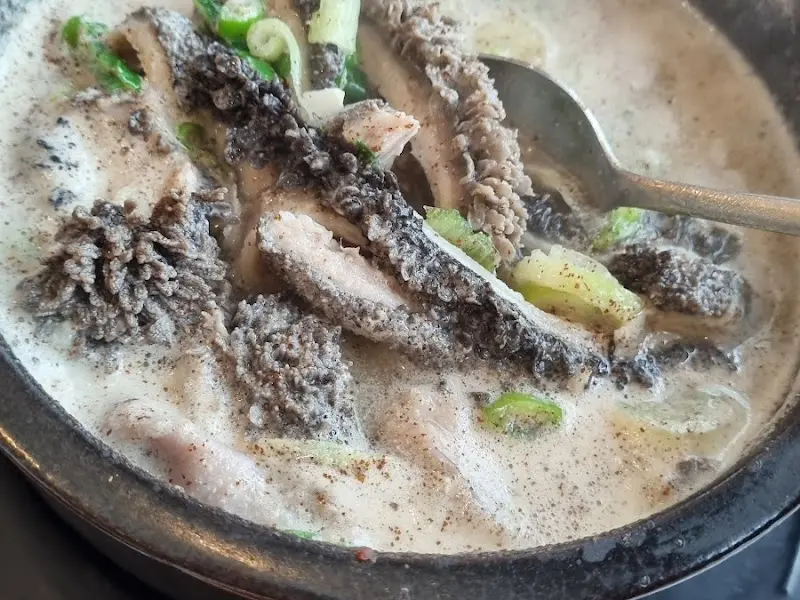 내장의 쫄깃한 식감이 일품