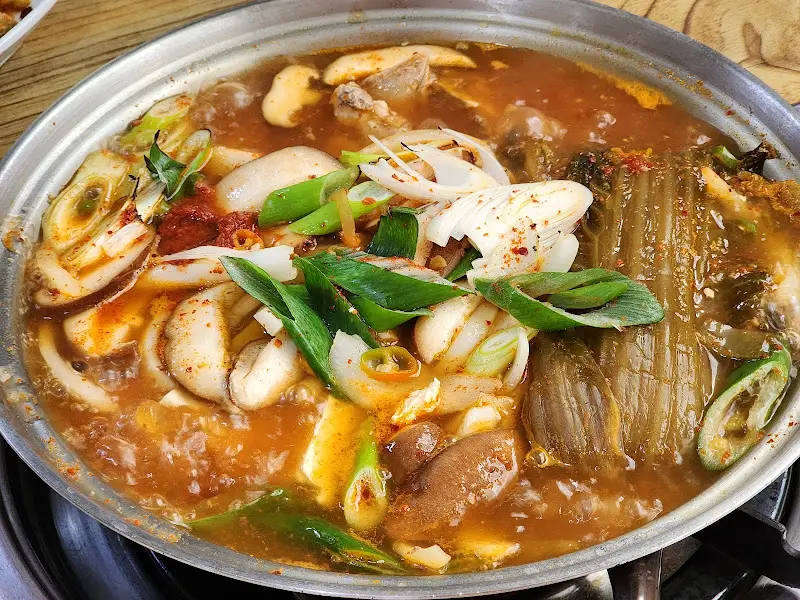 묵은지 생갈비전골 비주얼