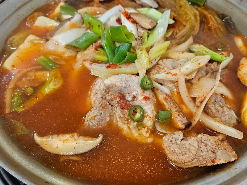 묵은지생갈비전골 근접샷