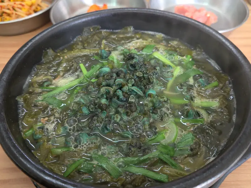 다슬기 해장국