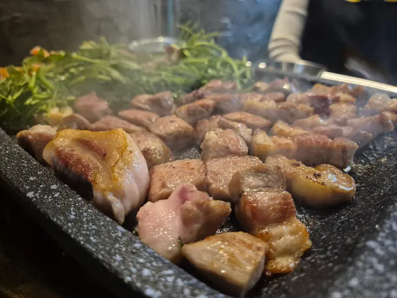 김숙성 하남미사점 숙성 삼겹살 단면