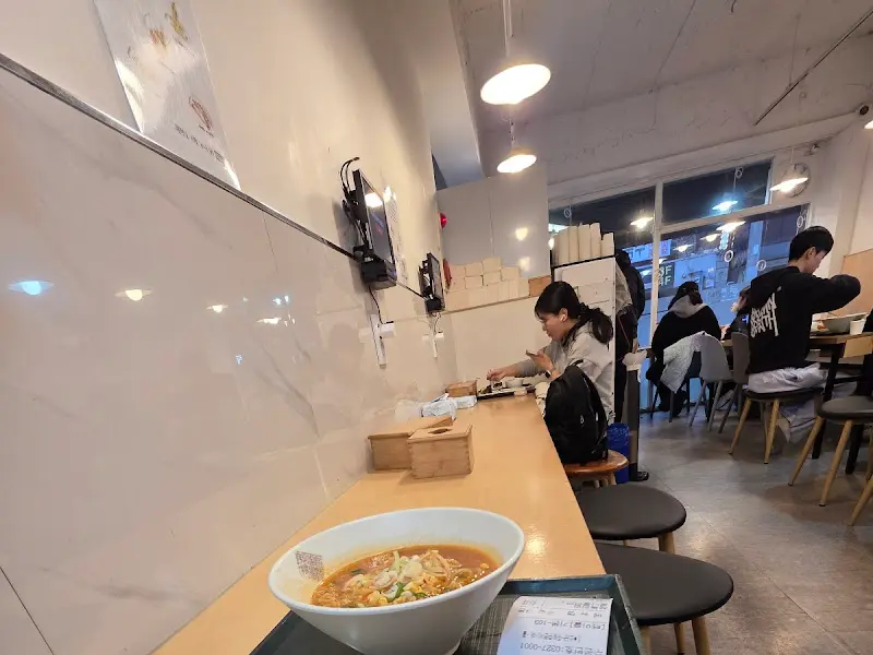 깔끔한 내부 인테리어