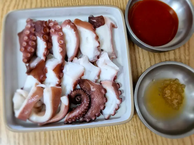 협재칼국수 문어숙회