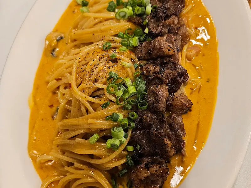 Plating 스테이크 파스타