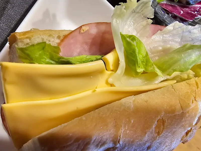 바게트 샌드위치