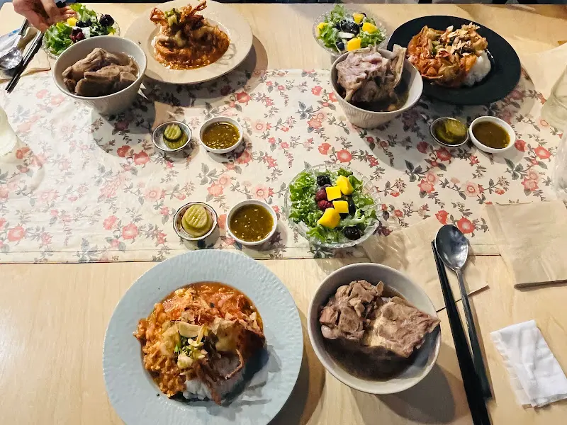 다채로운 가정식 메뉴