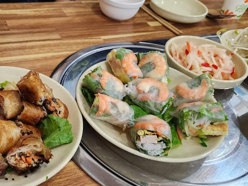 다미하노이쌀국수의 짜조와 월남쌈