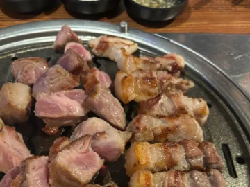 녹차의 향긋한 반전! 강남에서 맛보는 이색 말차갈비 맛집