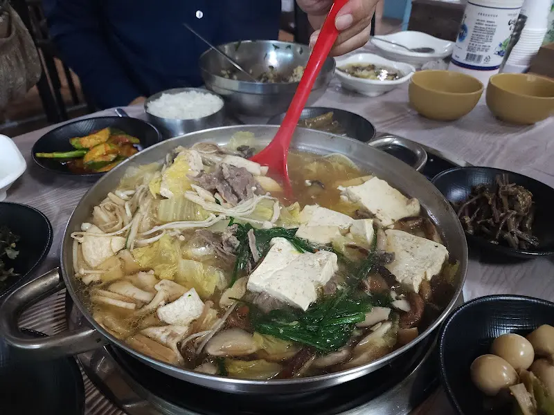 청솔의 버섯전골