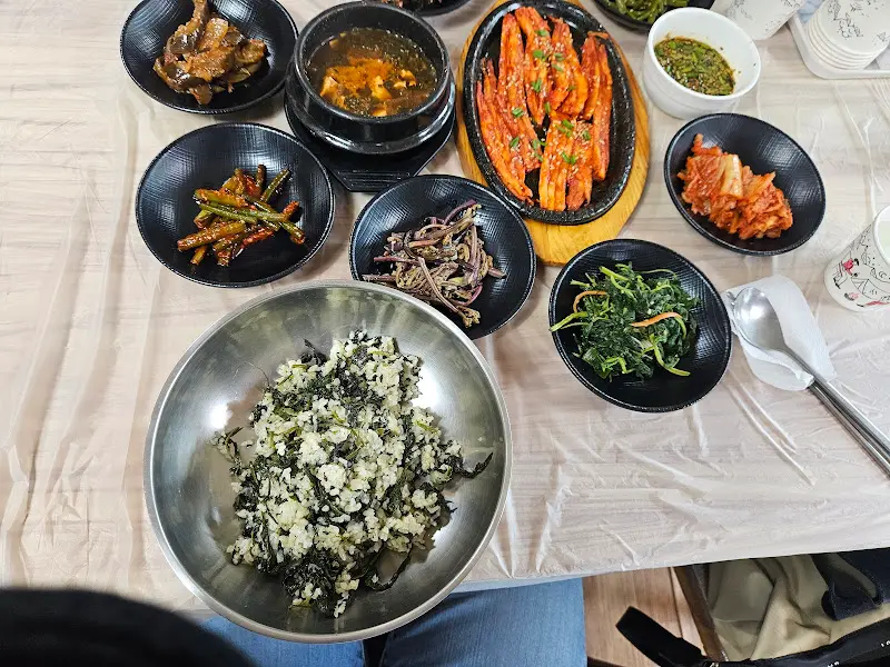 곤드레밥과 반찬들