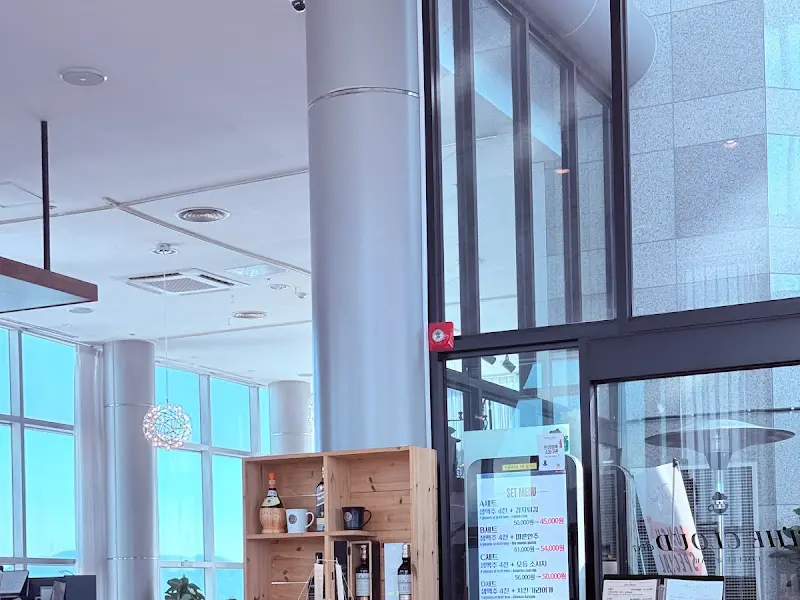 더클라우드 입구